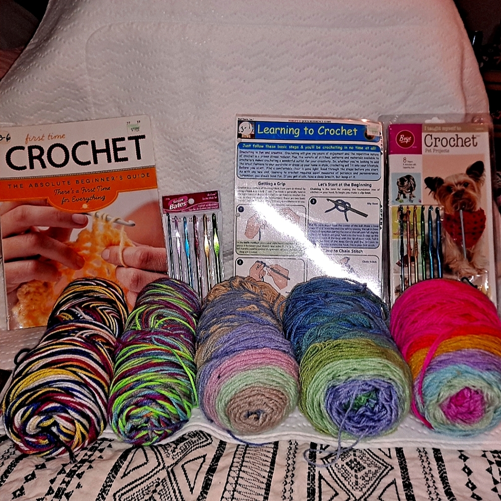 Multicolored yarn first time crochet beginners guides crochet hook set